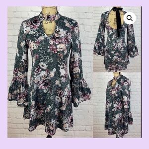 Alya  Floral Choker Neck  Casual  Boho Dress Ties in Back   Bell Sleeves  Size S